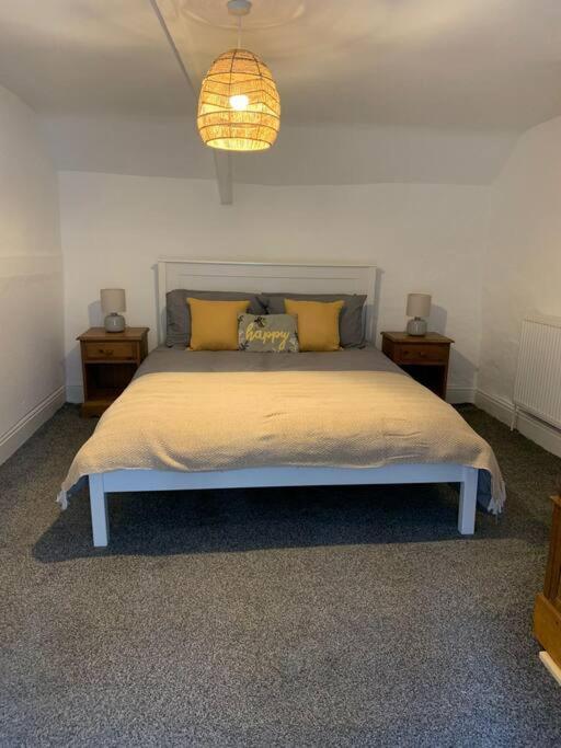 Bryndegwel In Saint Dogmaels, Cardigan- River Views, Free Parking Экстерьер фото