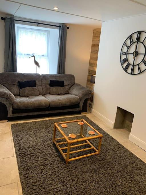 Bryndegwel In Saint Dogmaels, Cardigan- River Views, Free Parking Экстерьер фото